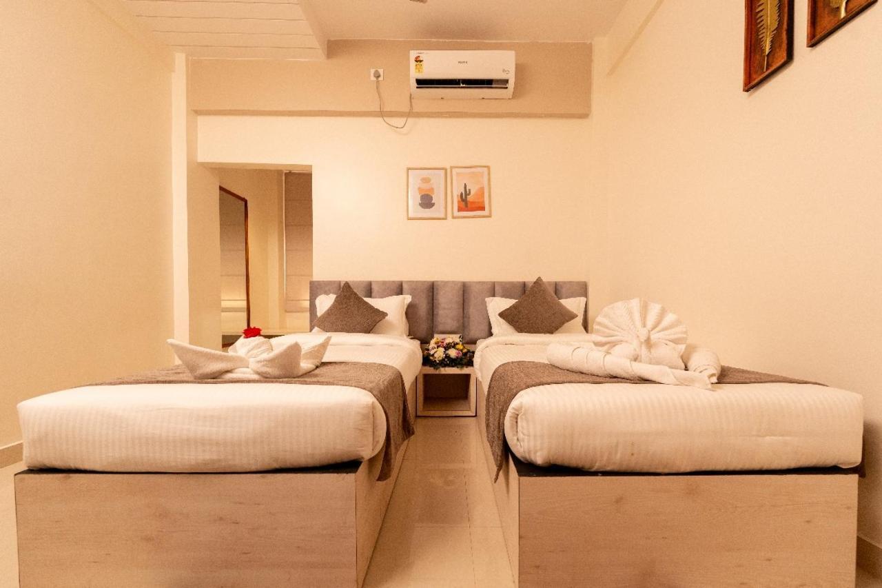 Hotel Kamrupa Guwahati Buitenkant foto